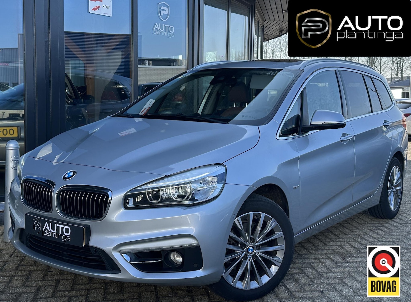 BMW 2-serie Gran Tourer - 218i Centennial Executive | ZEER NETTE STAAT | 7 Persoons | PANO | Automaat | Trekhaak | L - AutoWereld.nl