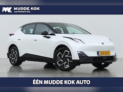 Lynk & Co 02 - Core 66 kWh | Trekhaak | Panoramadak | Camera | ACC