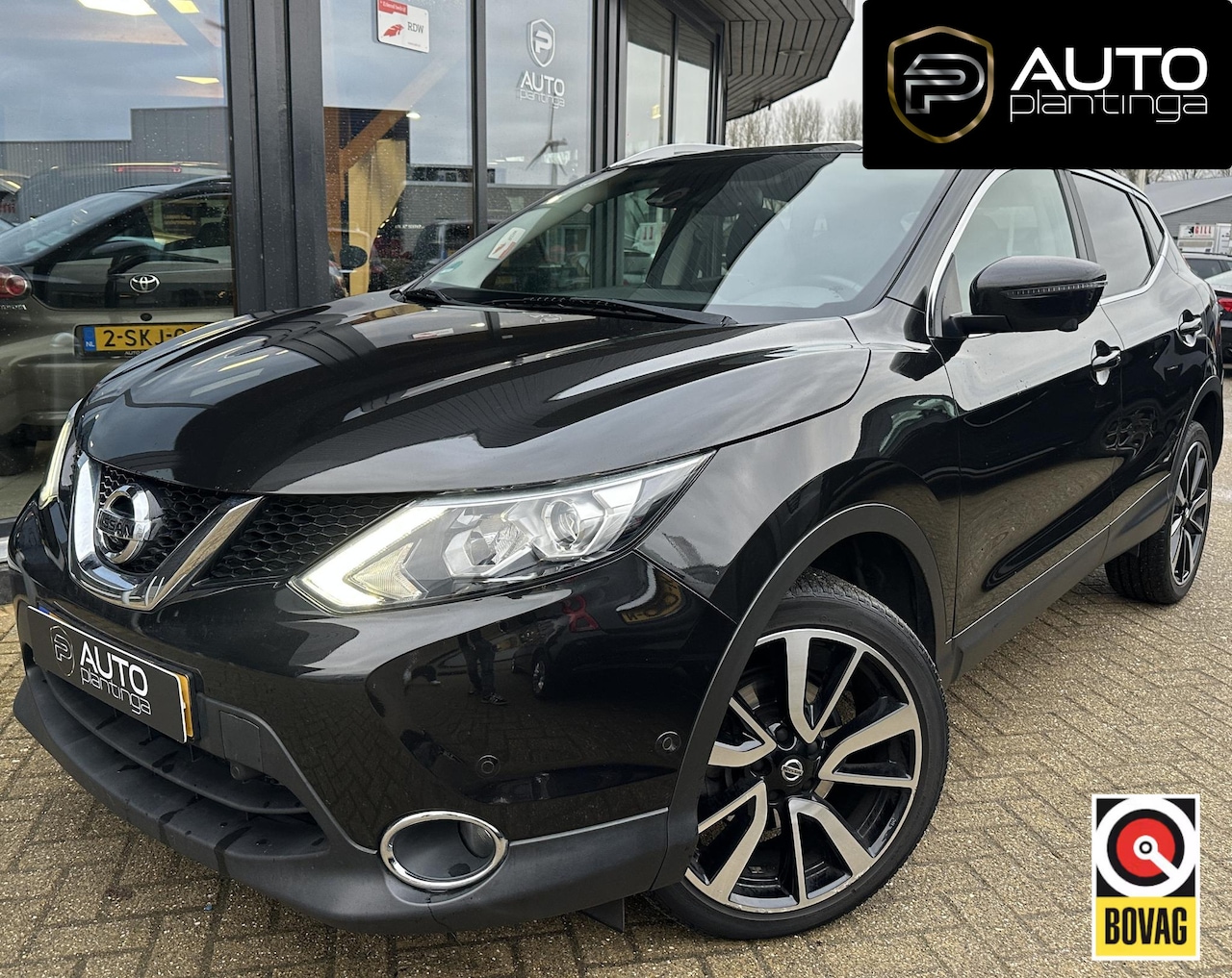 Nissan Qashqai - 1.2 Luxe | AUTOMAAT | BOMVOL | Leer | Elektrische Stoel | 360 Camera | Dodehoekdetectie | - AutoWereld.nl