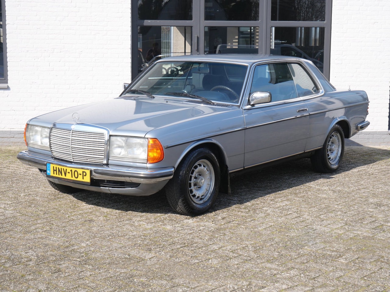 Mercedes-Benz 200-280 (W123) - 230 CE Schuifdak Stuurbekrachtiging Pullman - AutoWereld.nl