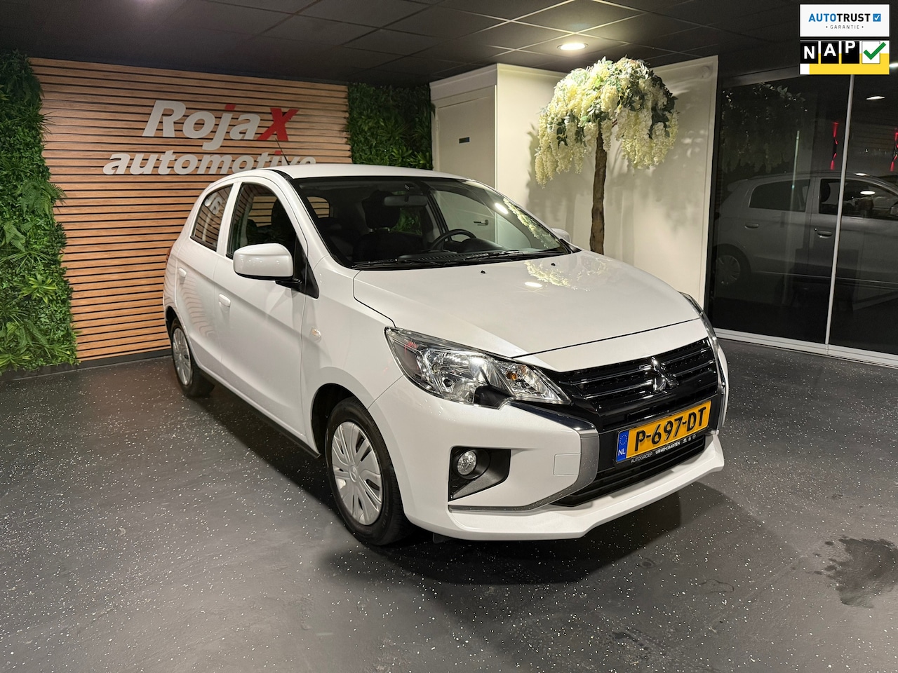 Mitsubishi Space Star - 1.2 Cool+ CARPLAY - AIRCO - 1 JAAR GARANTIE - NL AUTO. - AutoWereld.nl