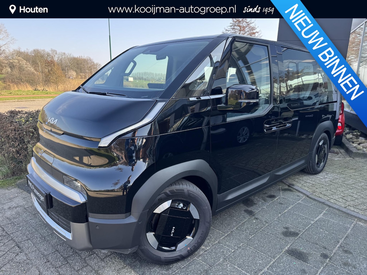 Kia PV5 Passenger - Elite Executive 71.2 kWh Elite Executive 71.2 kWh , Direct Leverbaar!, Inclusief 3000 euro Inruilpremie!, Complete - AutoWereld.nl