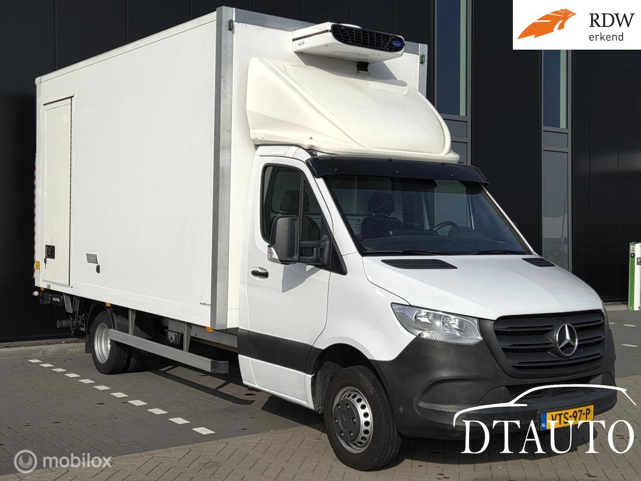 Mercedes-Benz Sprinter - bestel 319 Koelwagen met laadklep <3500Kg - AutoWereld.nl