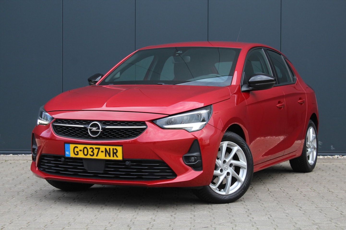 Opel Corsa - 1.2 GS Line | 101PK | Camera | Airco | Cruise control | Apple carplay | PDC | NAP | APK | - AutoWereld.nl