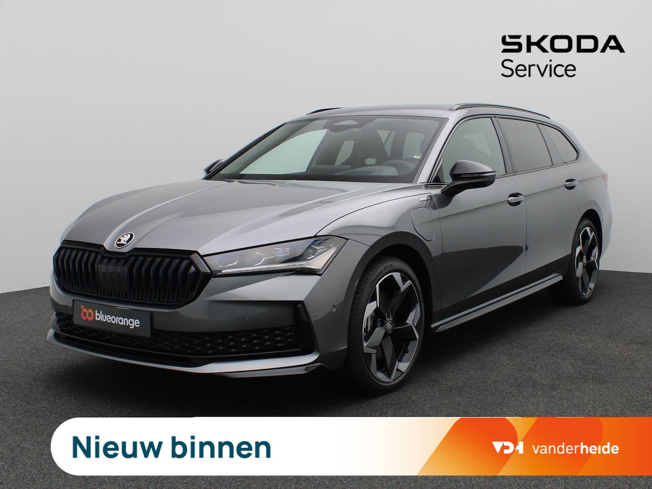 Skoda Superb Combi - 1.5 TSI PHEV Sportline Business 204PK DSG 360gr. Camera, Head-Up Display, Stoelverwarming, - AutoWereld.nl
