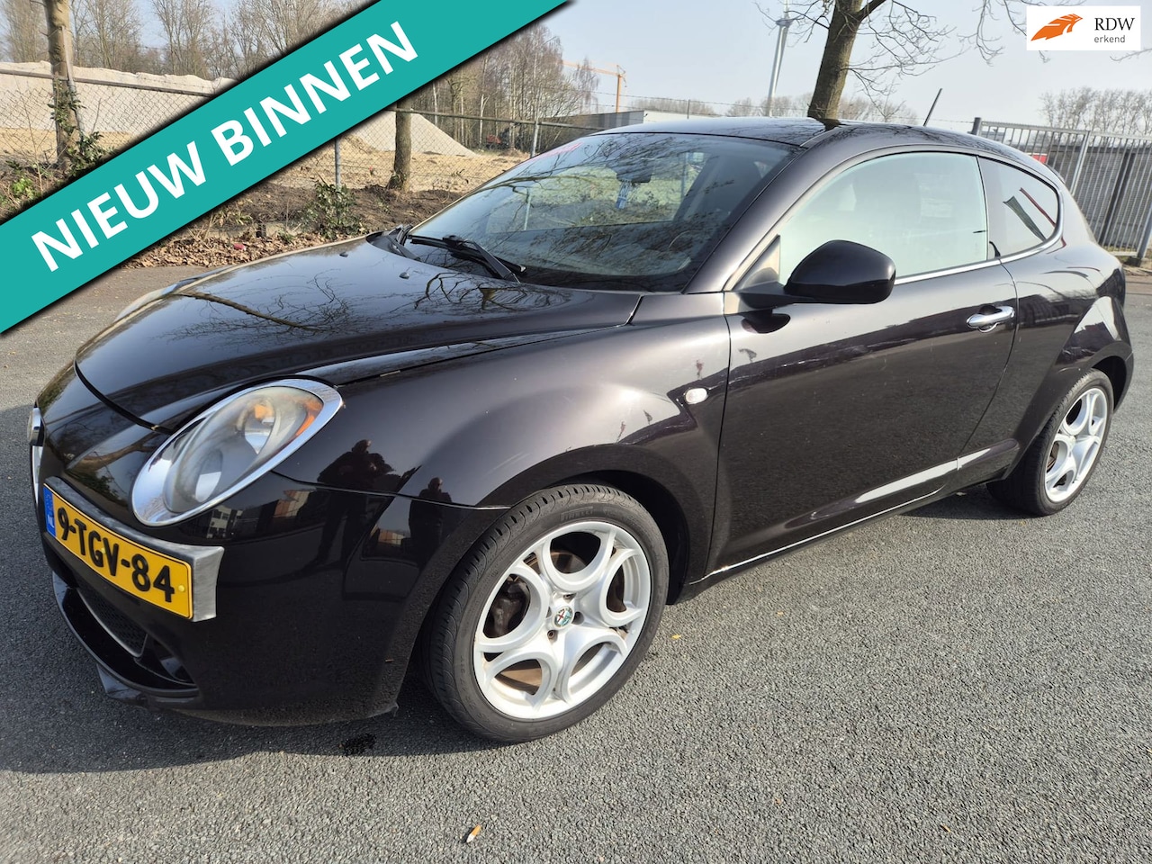 Alfa Romeo MiTo - 0.9 TwinAir Distinctive NETTE AUTO RIJDT EN SCHAKELT GOED - AutoWereld.nl