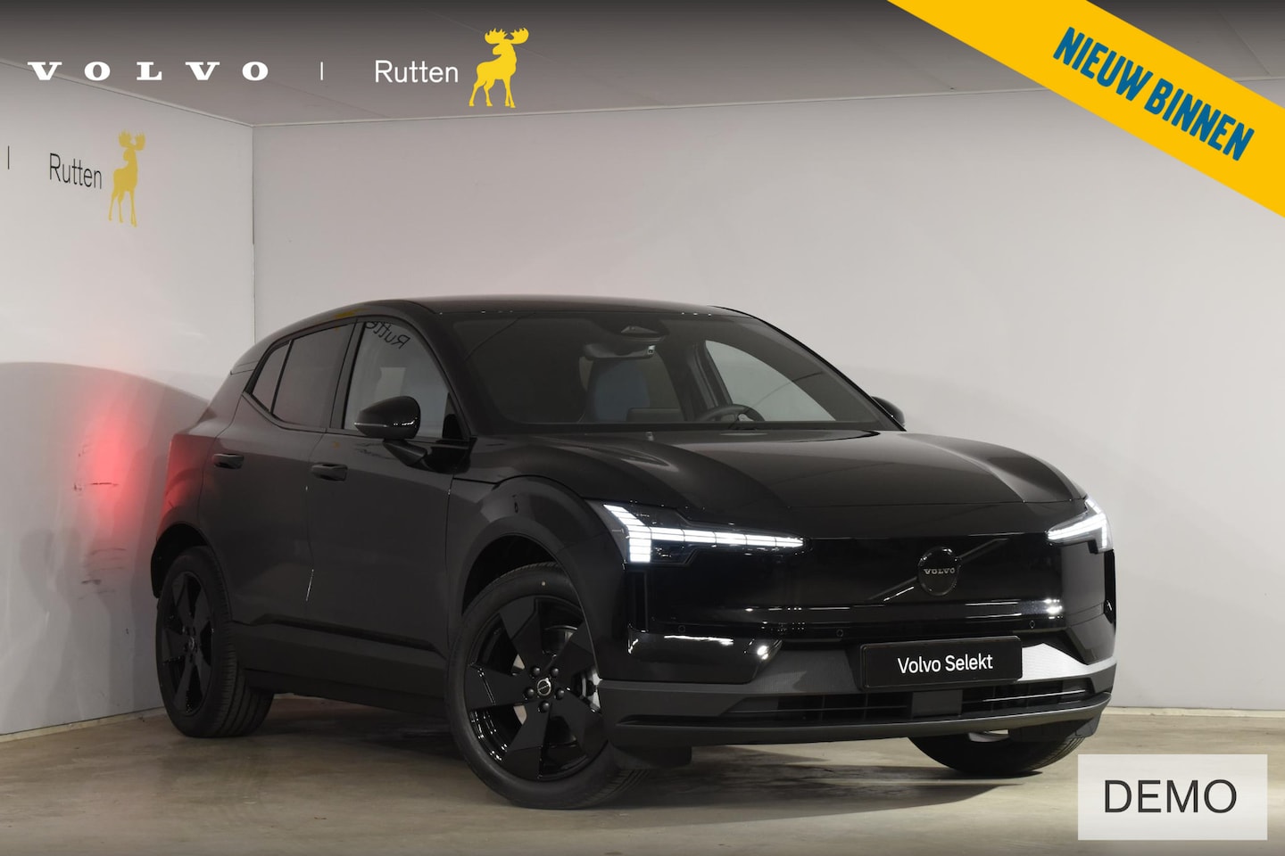 Volvo EX30 - 272PK Single Motor Extended Range Europa Black Edition 69 kWh / Adaptive Cruise control / - AutoWereld.nl