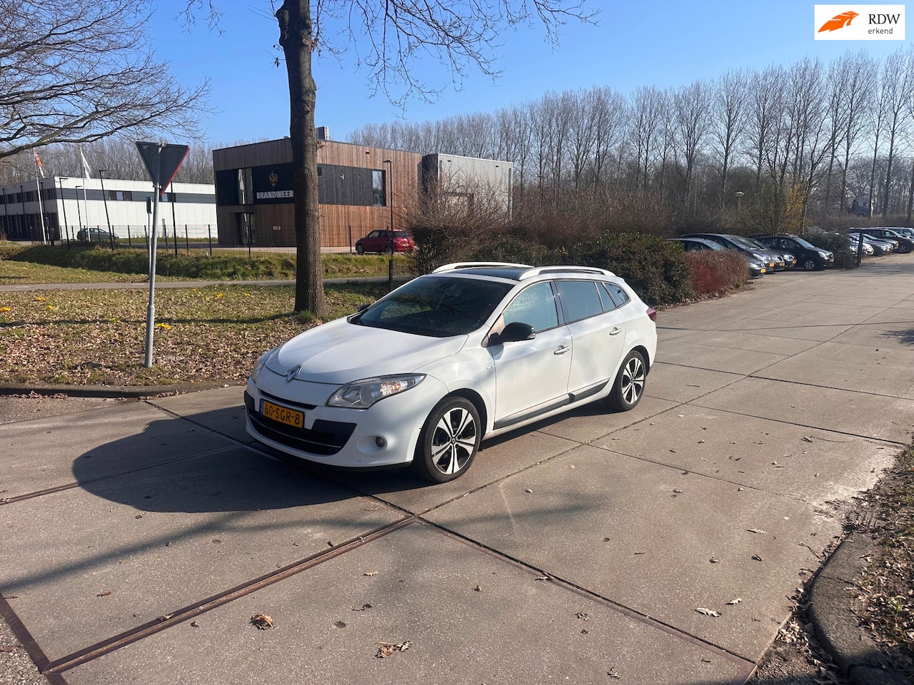 Renault Mégane Estate - 1.5 dCi Bose Automaat.Clima.Navi - AutoWereld.nl