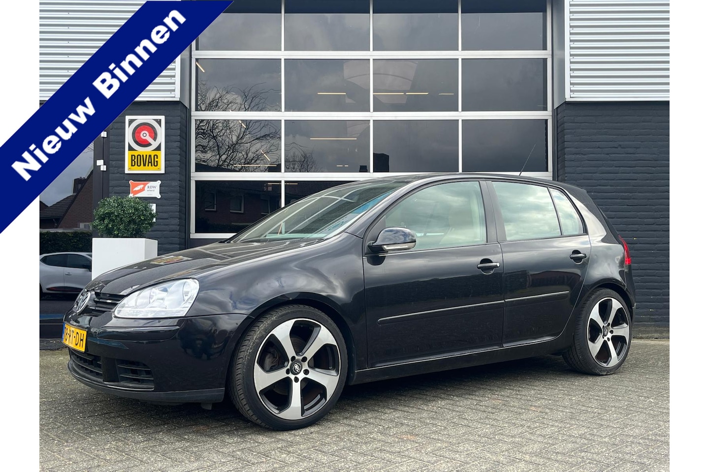 Volkswagen Golf - 2.0 FSI Sportline 2.0 FSI Sportline, Airco, Radio, LM, APK - AutoWereld.nl
