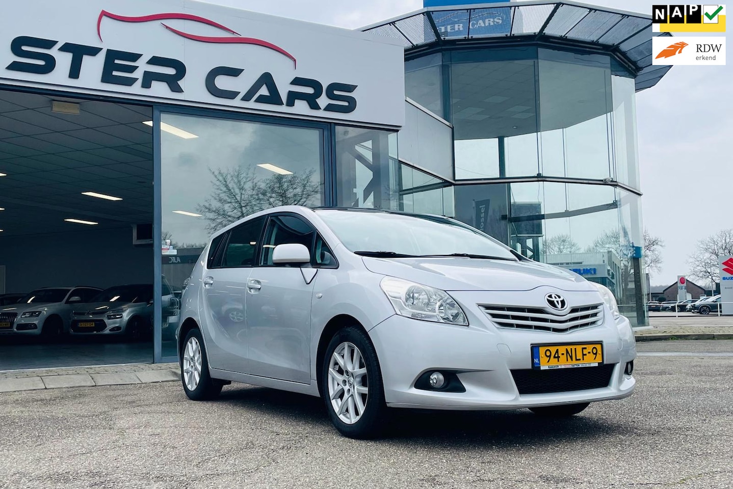 Toyota Verso - 1.8 VVT-i Business Limited 1.8 VVT-i Business Limited, Automaat, Pano Dak, Navi, Trekhaak - AutoWereld.nl
