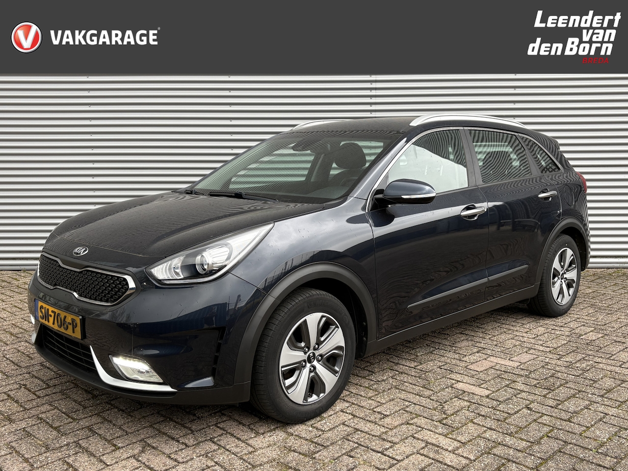 Kia Niro - 1.6 GDi Hybrid DynamicLine AUTOMAAT | Navigatie | Camera | Climate | Cruise | Apple Carpla - AutoWereld.nl