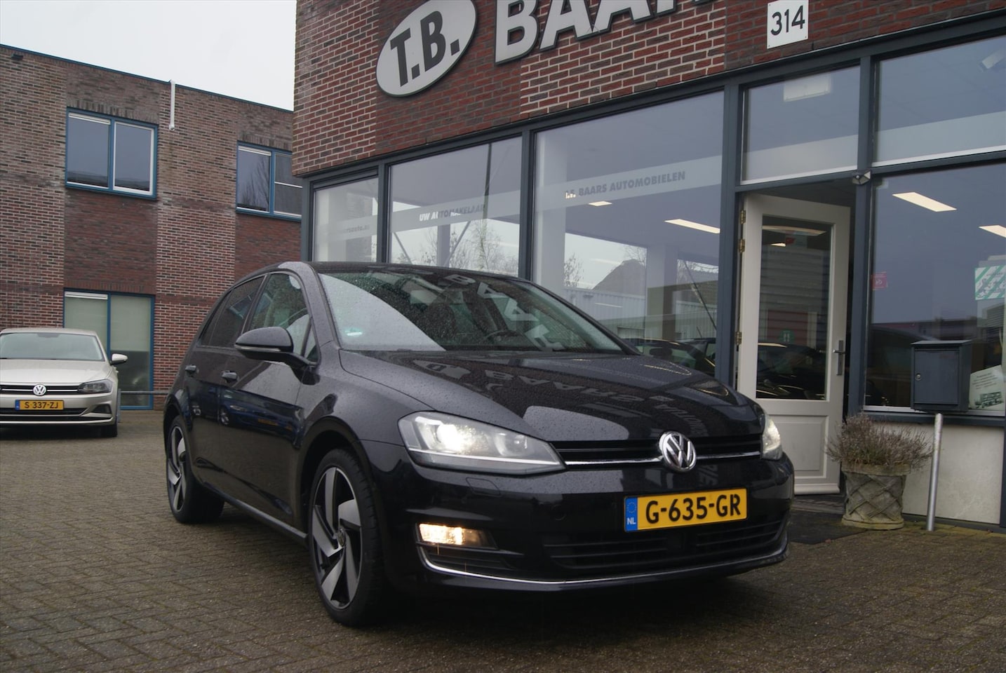 Volkswagen Golf - 1.4 TSI 125pk 5D Highline panorama Xenon - AutoWereld.nl