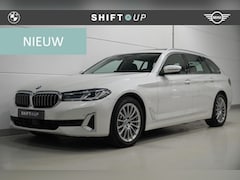 BMW 5-serie Touring - 530i Panoramadak | Laser | Head Up | Elektr. Trekhaak
