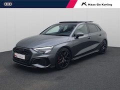 Audi A3 Sportback - 45 TFSIe 180kW/245PK S edition Competition · Panoramadak · Dinamica/Kunstleder · Drive sel