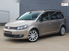 Volkswagen Touran - 1.4 TSI Match 140pk, Automaat, Navigatie
