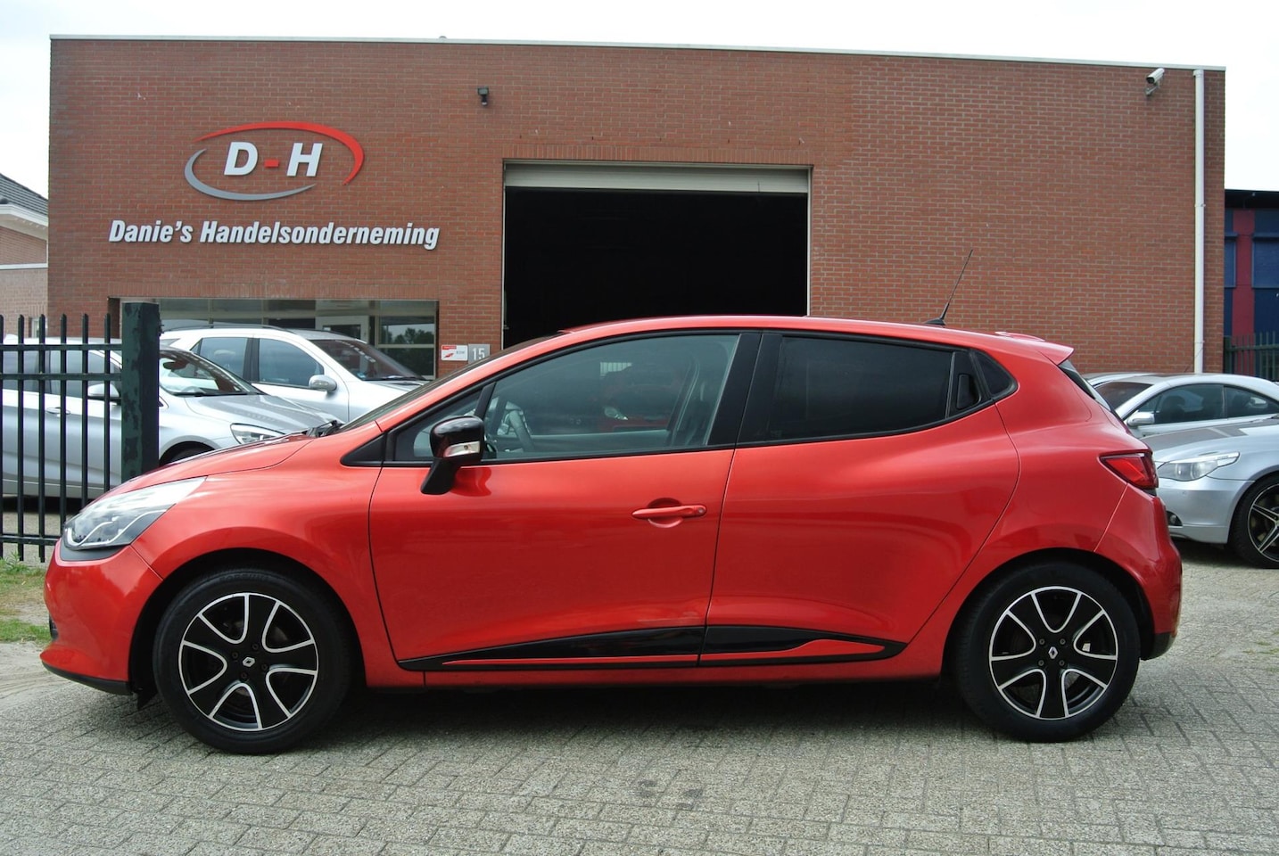 Renault Clio - 0.9 TCe Dynamique airco apk 05-06-2026 inruil mogelijk - AutoWereld.nl