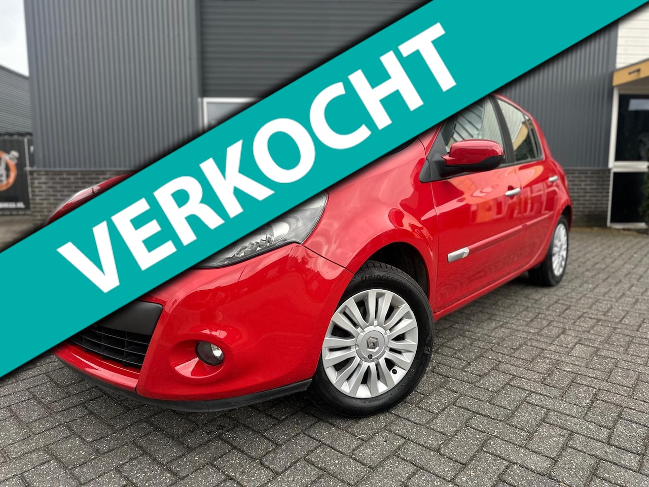 Renault Clio - 1.2 TCe 163DKM/CARPLAY/1JR APK/LM VLGN/ KETTING VERVANGEN - AutoWereld.nl