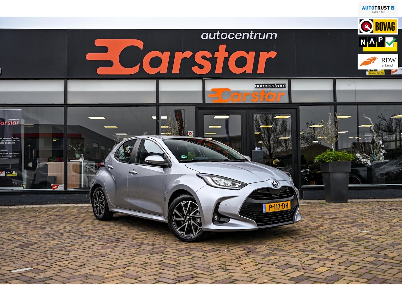 Toyota Yaris - 1.5 Hybrid Dynamic|Navi|Cruise|Camera| - AutoWereld.nl