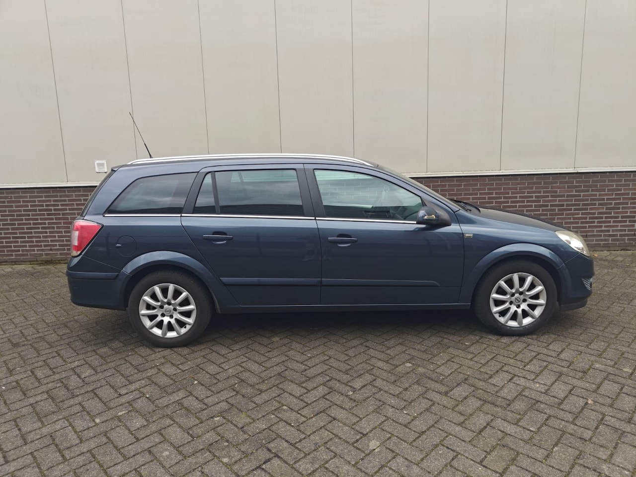 Opel Astra Wagon - 1.6 Temptation - AutoWereld.nl