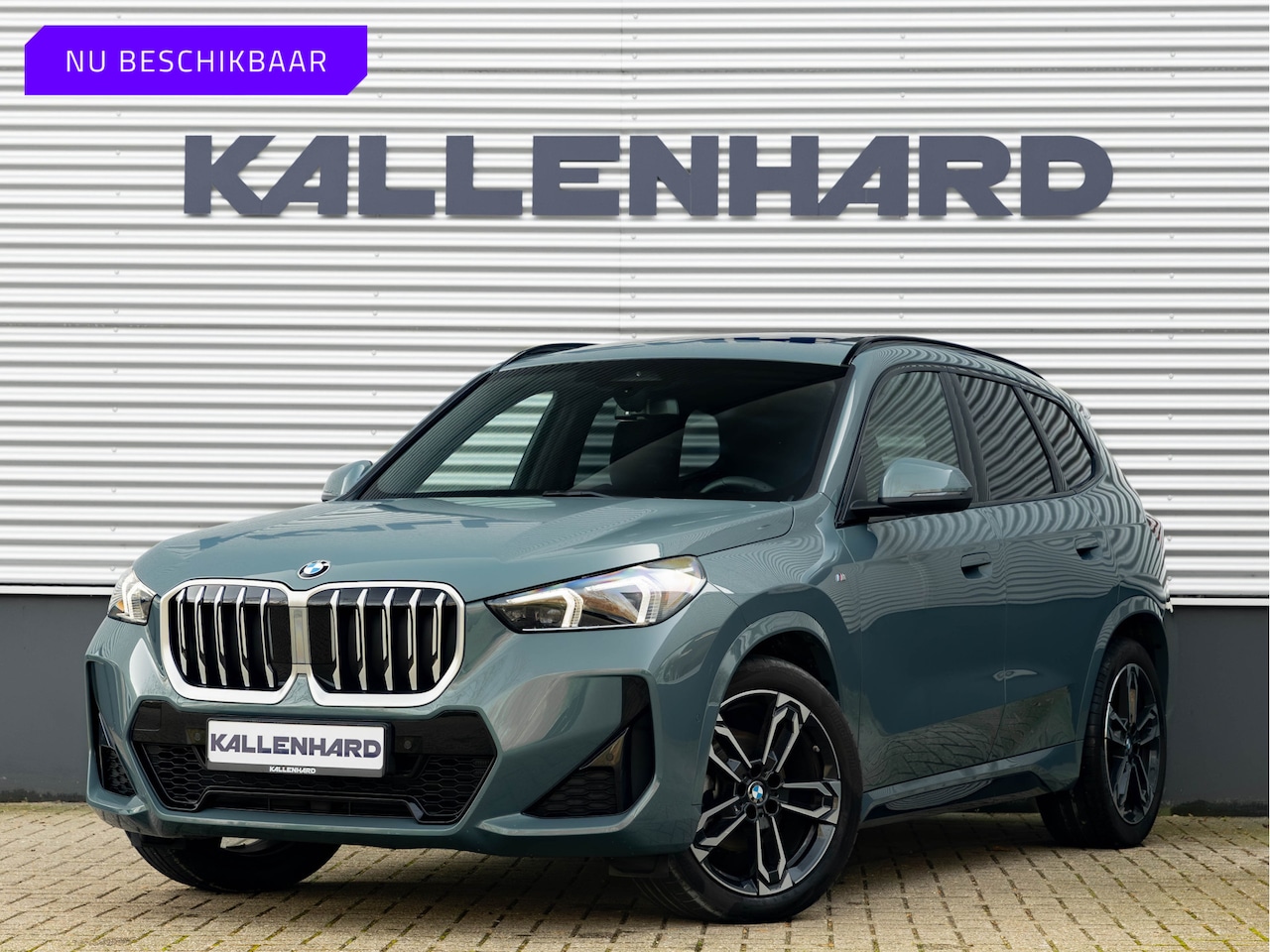 BMW X1 - sDrive18i M-Sport - Pano - Trekhaak - Memoryzetel - Harman Kardon - AutoWereld.nl