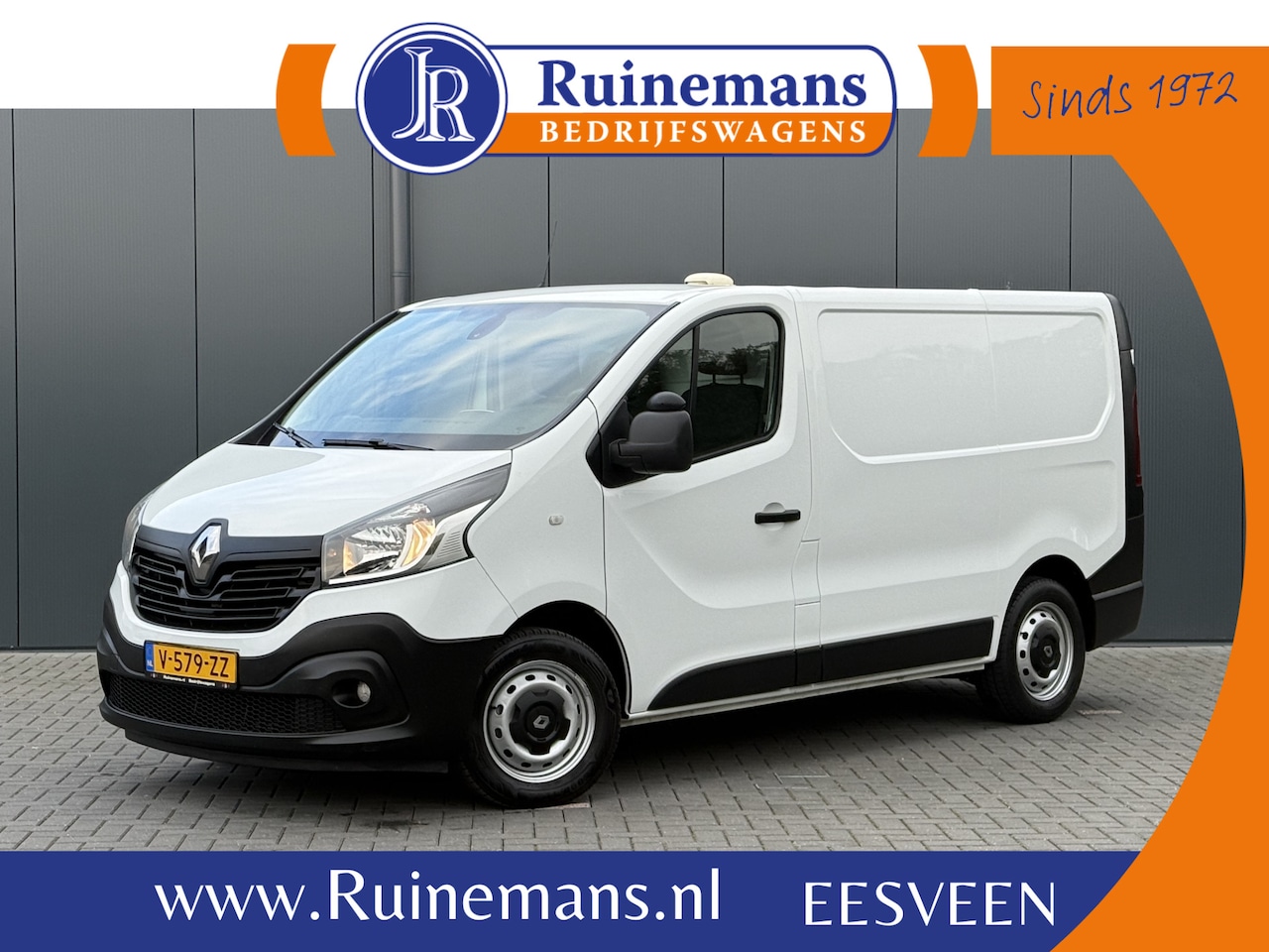Renault Trafic - 1.6 dCi 126 PK / L1H1 / 1e EIG. / TREKHAAK / AIRCO / CRUISE / NAVI / 3-ZITS - AutoWereld.nl
