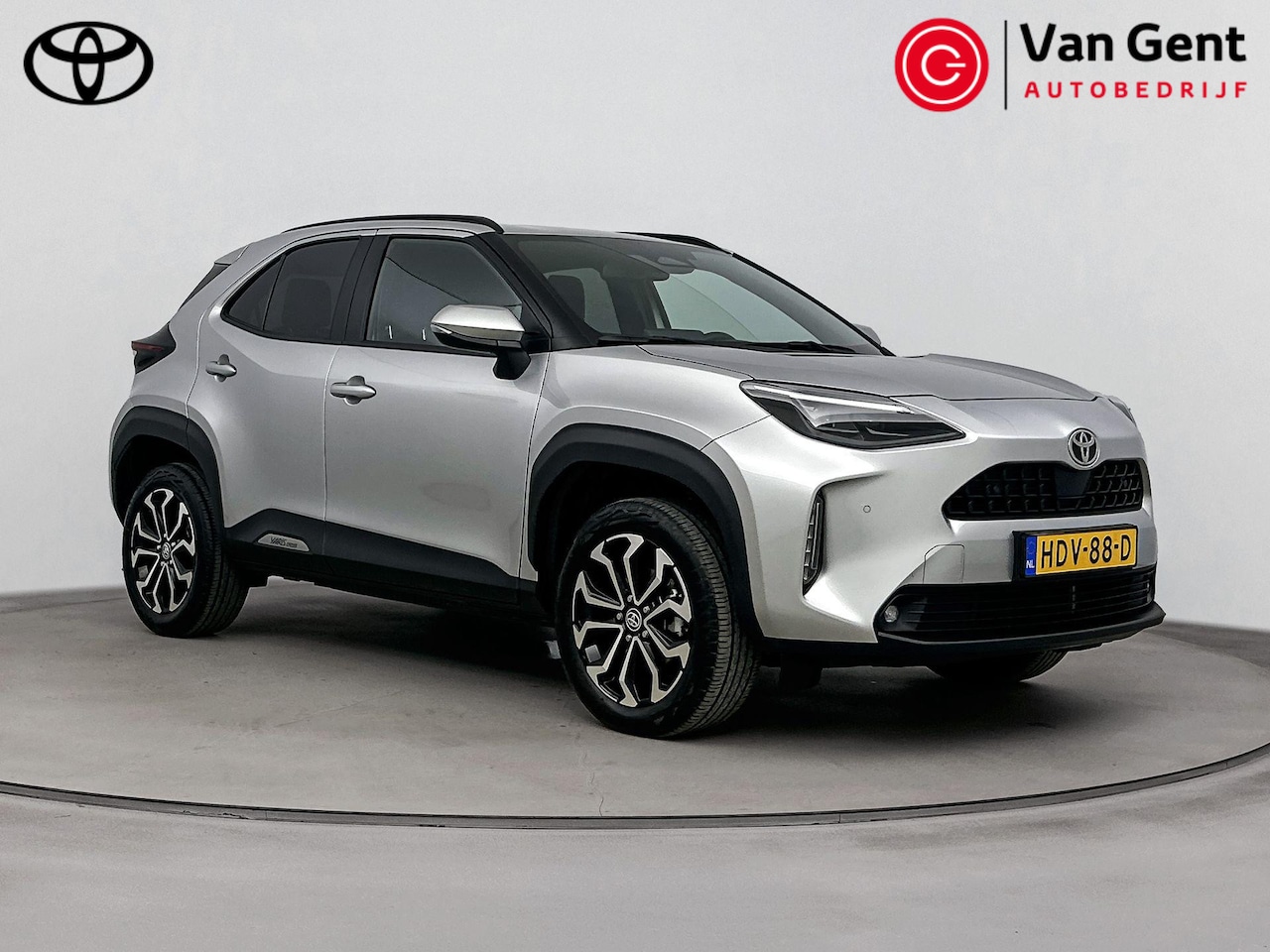 Toyota Yaris Cross - 1.5 Hybrid 115 First Edition | Dodehoek detectie | Stoel-/stuurverwarming | Adaptive Cruis - AutoWereld.nl