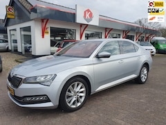 Skoda Superb - 1.5 TSI ACT Business Edition DSG/NAVI