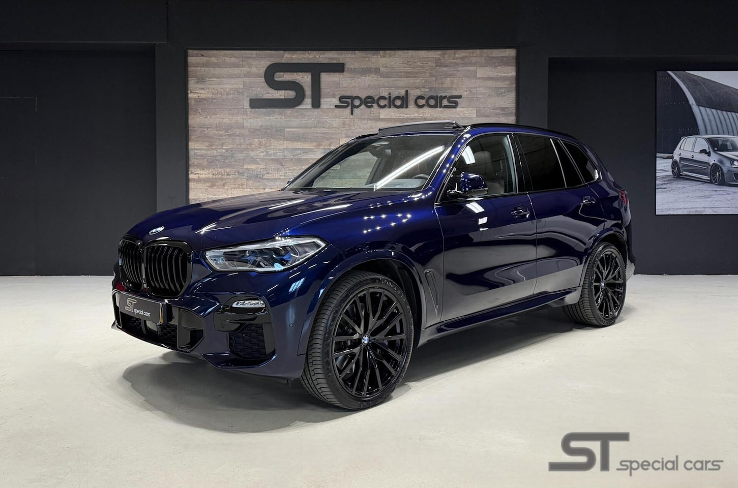 BMW X5 - xDrive40i High Executive 7p.|Laser|GPS Volgsysteem - AutoWereld.nl