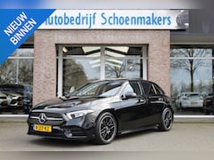 Mercedes-Benz A-klasse - 180 AMG Line PANO SFEERVERL. LEER/ALCANTARA WIDESCREEN STOELVERW. ZWARTE-HEMEL CAMERA DAB