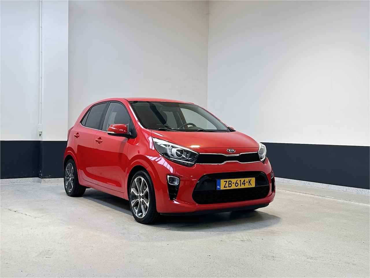 Kia Picanto - 1.0 CVVT Design Edition | NL | 2 Eig | Lederen bekleding| Carplay/ Android Auto | Camera | - AutoWereld.nl