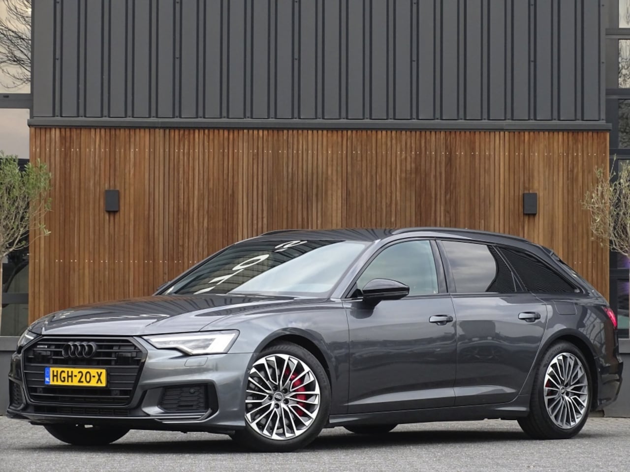 Audi A6 Avant - 55 TFSie 367PK Quattro / S-Edition / ACC / LED - AutoWereld.nl