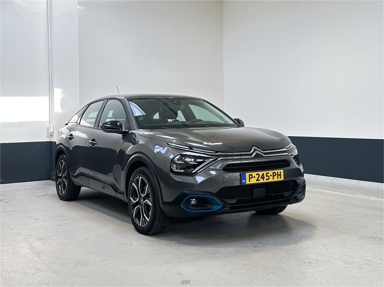 Citroën Ë-C4 - Feel 50 kWh | Apple Carplay/ Android Auto | Navigatie | HUD | LM velgen - AutoWereld.nl