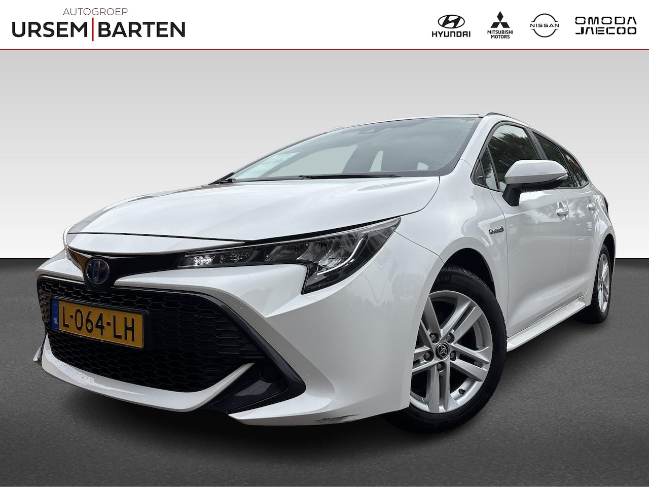 Toyota Corolla Touring Sports - 1.8 Hybrid Business | adaptive cruise control |  Apple Carplay/Android Auto | LED | cruise - AutoWereld.nl