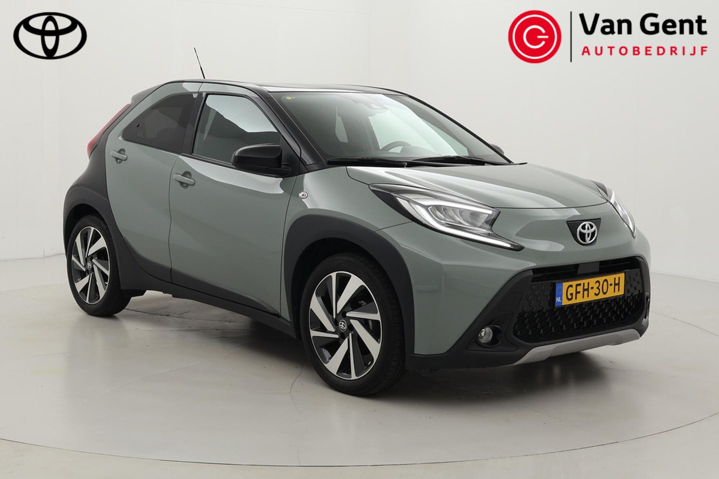 Toyota Aygo X - 1.0 VVT-i MT Envy | Fietsensteun | Apple Carplay / Android Auto | LED | Adaptive Cruise | - AutoWereld.nl
