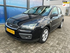 Ford Focus - 1.6-16V First Edition - trekhaak - cruise - airco