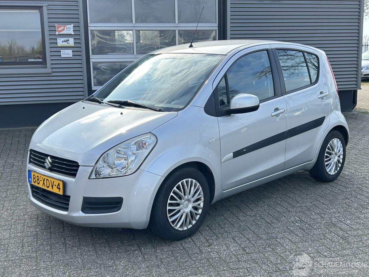 Suzuki Splash - 1.0 VVT Comfort 1.0 VVT Comfort - AutoWereld.nl