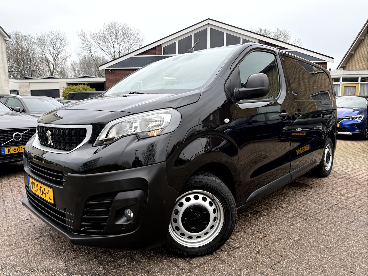 Peugeot e-Expert - Standard Pro 75 kWh SOH 97%, 2x Schuifdeur, Camera, Stoelverwarming - AutoWereld.nl