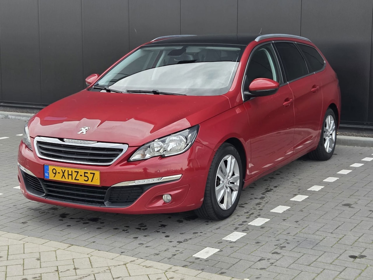Peugeot 308 SW - 1.6 BlueHDI Blue Lease Executive 1.6 BlueHDI Blue Lease Executive - AutoWereld.nl