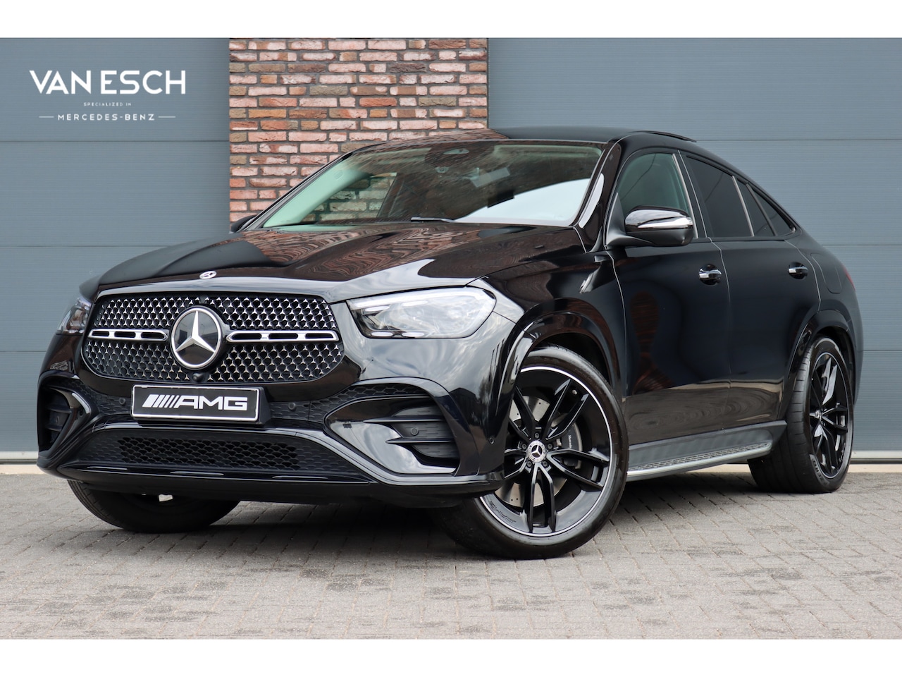 Mercedes-Benz GLE-Klasse Coupé - 400 e 4MATIC AMG Line | Luchtvering | Distronic | Trekhaak | Panoramadak | HUD | Verwarmd - AutoWereld.nl