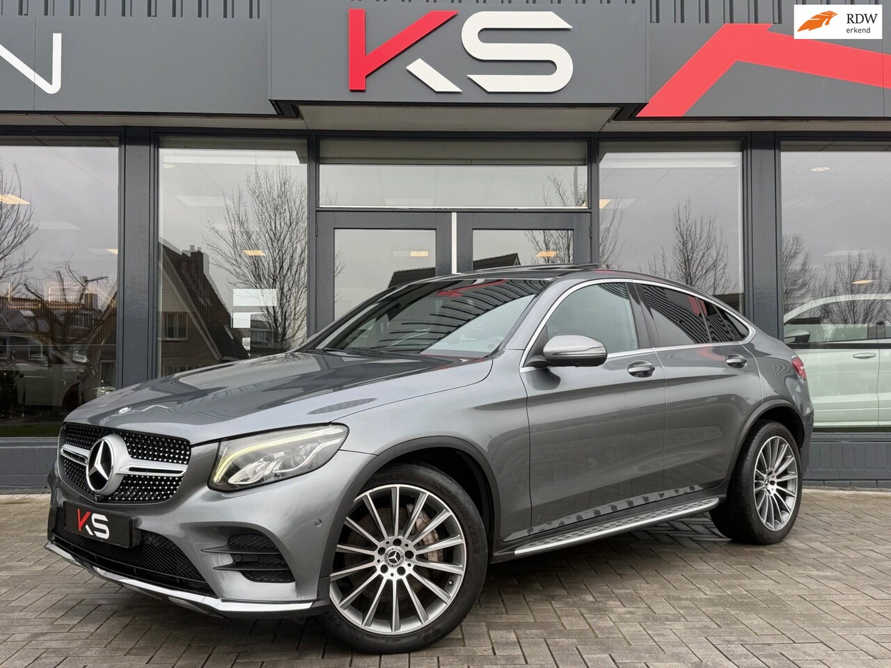 Mercedes-Benz GLC-klasse Coupé - 250 4MATIC AMG Kanteldak 360 camera - AutoWereld.nl