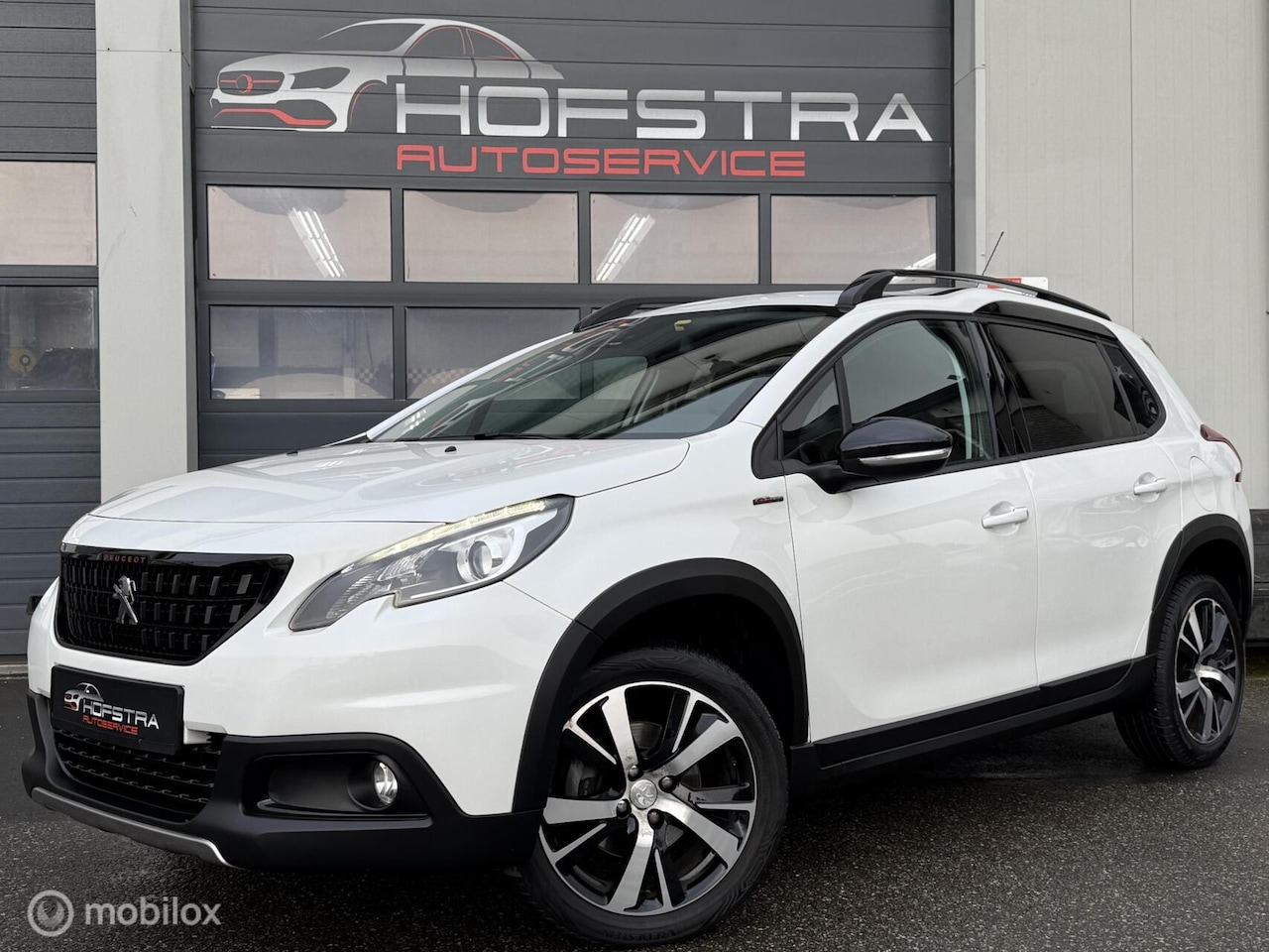 Peugeot 2008 - 1.2 PureTech GT-line Stoelverw CarPlay NW D-Riem - AutoWereld.nl