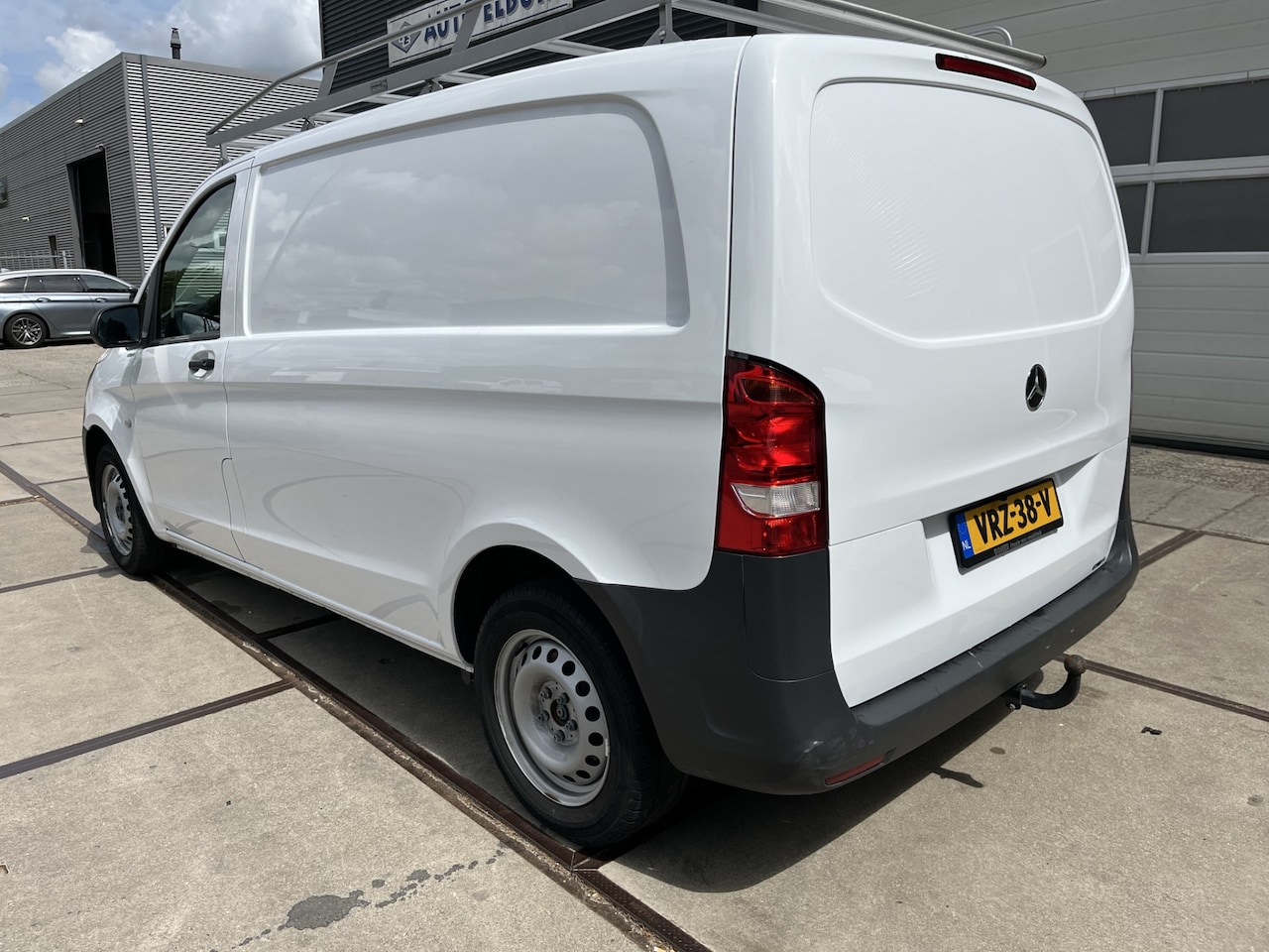 Mercedes-Benz Vito - 110 CDI Navigatie 2.0D Airco - AutoWereld.nl