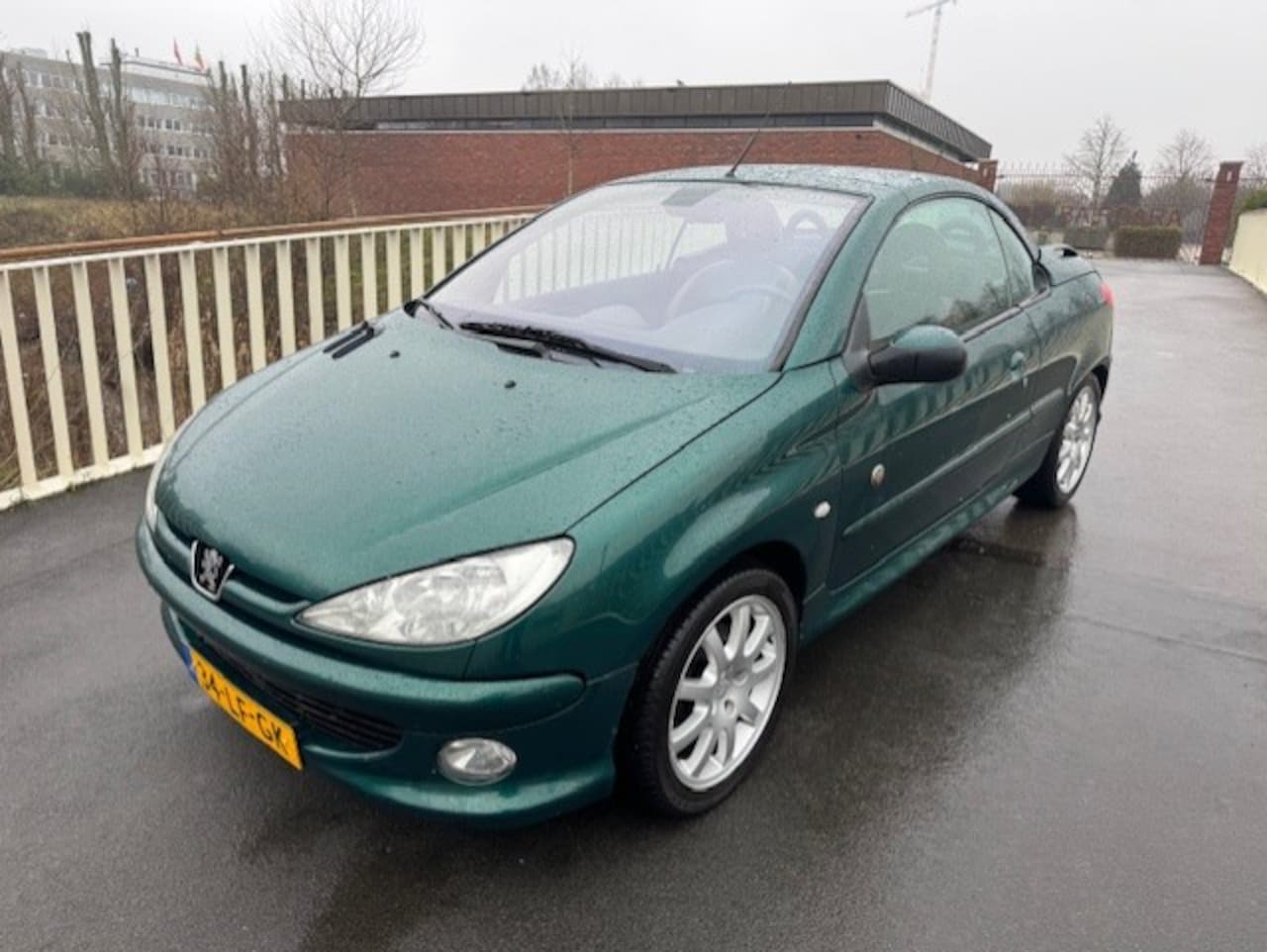 Peugeot 206 CC - 1.6-16V Roland Garros 1.6-16V Roland Garros - AutoWereld.nl