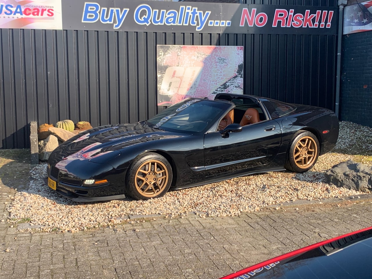 Chevrolet Corvette - USA 500HP Cammed LS V8 -LIKE NEW- - AutoWereld.nl