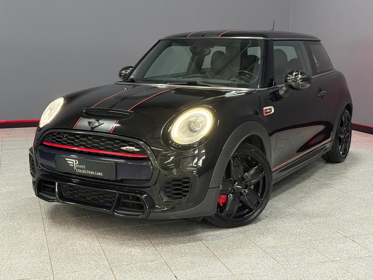 MINI John Cooper Works - Mini 2.0 Chili Leder|Pano|Stoelverwarming - AutoWereld.nl