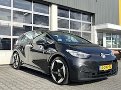 Volkswagen ID.3 - Business 58 kWh Stoelverwarming Airco Cruise controle Navigatiesysteem Telefoonverbinding
