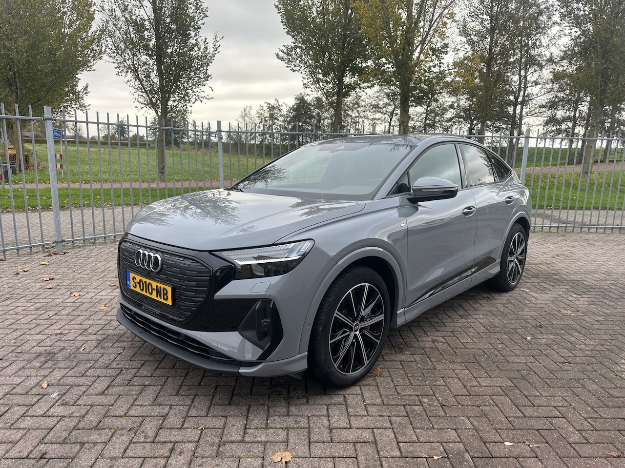 Audi Q4 Sportback e-tron - 40 S edition 77 kWh - AutoWereld.nl