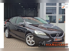 Volvo V40 - 2.0 T2 Momentum DEALER OH 1E EIG. 6BAK|CAMERA|NAVI|PDC|VOL