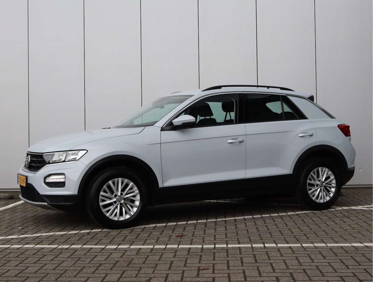 Volkswagen T-Roc - 1.0 TSI Style | Stoelverwarming | Camera | ACC | - AutoWereld.nl
