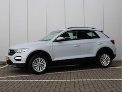 Volkswagen T-Roc - 1.0 TSI Style | Stoelverwarming | Camera | ACC |